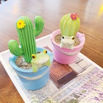 Countryitem 개구리와 선인장 2종 조각상