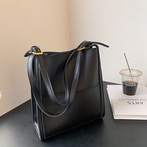 JCP 플랫 포켓 스퀘어 버킷백