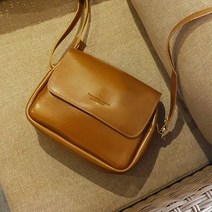 OP51869 태슬크로스백.오-압