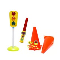 유치원 교통 안전교육 신호등 삼각 꼬깔콘 유치원학습완구 유아교구 학습판