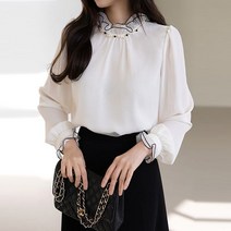 스타일온미 콘타즈 배색러플 진주비즈 블라우스