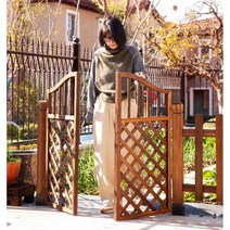 나무울타리 정원휀스 대문 방부목 팬스, 메쉬 펜스 대문 폭 152 높이 120cm