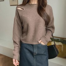 겟잇미 / 모아 컷아웃 여성 입술넥 니트