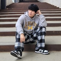 디센도 남녀공용 타탄 체크 무늬 바지 일자 와이드 편한 바지