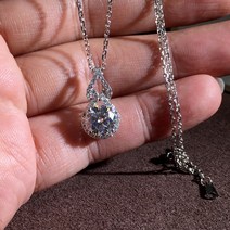 실버 목걸이 와이프생일선물 50대 엄마 갑상선 학생 여자친구 목에 체인 패션 럭셔리 Moissanite 해바라기 여성 라운드 쇄골 선물