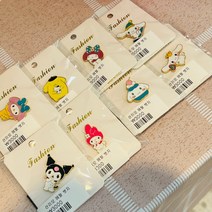 산리오 메탈 뱃지 메탈브로치 브로치 클립뱃지 클립브로치 똑딱뱃지