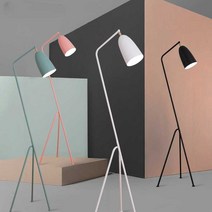 구비 그래스호퍼 스탠드 조명 거실 인테리어, 블랙- 따뜻한조명