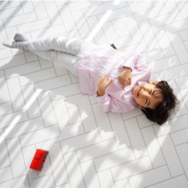 피기드림 아파트 층간소음 방지 매트 PVC 셀프 시공 놀이방 복도 롤 거실매트 강아지 두꺼운 대용량 소형 중형 대형 헬스 스탭퍼 런닝머신, 15T_헤링본화이트, 폭 140cm, 6m