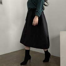 [비비애르] 심플 패딩 밴딩 스커트 2온스 누빔 풍성한 A라인 세련된 겨울스커트 데일리룩