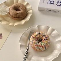 프렌치 도자기 접시 빈티지 레이스 그릇 브런치 양식 플레이팅