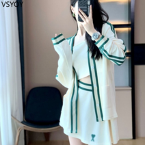 vsyoy 스포츠웨어 슈트 쇼트 스커트 캐주얼 패션 연령 감소 대학 스타일 프라이드 스트리트 온라인 연예인 이른 가을 3 피스 여성 의류