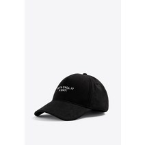 슬로건이 있는 ZARA 인조 스웨이드 캡