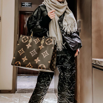 퀸앤조이 구미호 누빔 밴딩 팬츠