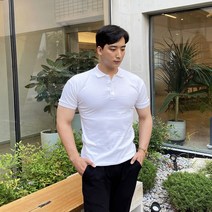 어깨넓어보이는 남자 머슬핏 반팔 카라 티셔츠