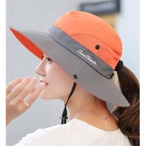 여자 가을 단풍 산행 산악회 등산모자 패셔너블한