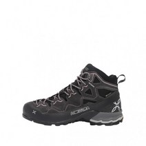 MONTURA (YARU TEKNO WOMAN)