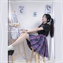 혜인 아이유 에스파 김채원 스커트 나연 사복 옷 의상 패션 타탄 체크 스커트 장원영 홍은채 레이 안유진