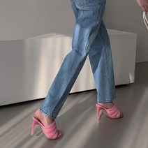 여자 패딩뮬 엠보싱 사각코 퀼팅 킬힐 슬리퍼.옷자락(무료배송)