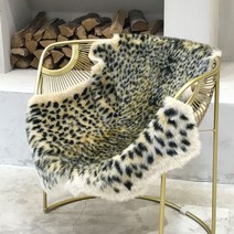 거실러그 대형 원형 방수 단모 워셔블 빈티지 식탁 장모 북유럽 아이방 고양이 면 침대 타원형 사계절 아기방 러그 카페트 추천 85x110cm 레오파드 프린트 러그 인조 소가죽