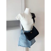 스퀘어넥골지티 네모라인기본티셔츠 반크롭 xs s사이즈