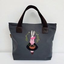 [ 국산 ] 토끼 자수 나일론 손가방 엄마가방 선물 보조가방 스퀘어 토트백 4color