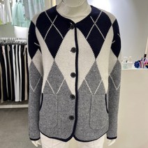 엘르골프 [2001안양점] 오버핏 아가일 울혼방 버튼 가디건