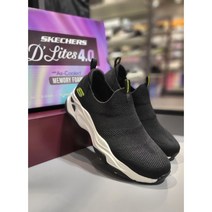 스케쳐스 여성 블랙+화이트 딜라이트4.0 끈 없는 워킹화 가볍고 착용감 굳이어 타이어소재로 접지력 우수 깔끔한 키높이 효과 메모리폼 슬립온 NC강서점