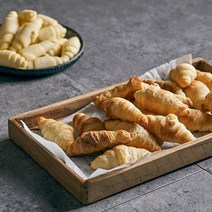 크로와상 냉동 생지 크로플 50g x 약45~50개입 2.25kg 크로와플 크루아상생지 냉동생지, 2개