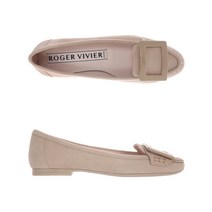 [국내/당일]22FW RVW66833090HR0 C211 로저비비에 LACQUERED BUCKLE 로퍼