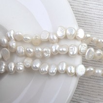 [5599-06]원석칩스 소 6X5mm (6월탄생석) 진주 1줄(약35cm)
