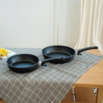 휘슬러 아다만트 프라이팬 2종 세트 (24+28cm) 독일정품