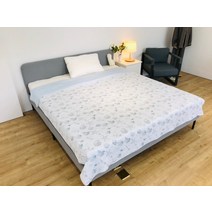 에어컨이 여름 신상품이 일본 냉감 효과 여름 이불 세탁기 사용 가능하다. 얇은 이불 두 사람 인견이불 극세사이불세트 시어서커패드 침구류 침대메트리스커버 여름침구세트
