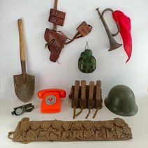 옛날전화기 전시 오래된 물건 제 2 차 세계 대전 컬렉션 기념품 복고풍 향수 장식품 애국적인 홍보 소품, [01] 에 표시된 조합 1