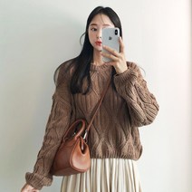 러브앤시티 여성 캔디 크롭 꽈배기니트 라운드넥 크롭니트 스웨터 국산 니트