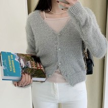 [랜덤플레이] 가을 데이트룩 브이넥 뽀송 스웨터 가디건