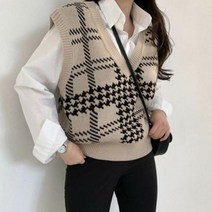 체크패턴 넉넉한 어깨편한 루즈한 간절기 따뜻한 니트 조끼 늦추위 데일리룩 40대