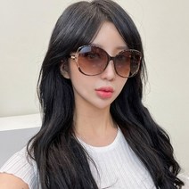 VANANA2 중년 마담 스타일 빅사이즈 뿔테 큐빅 컬러 선글라스 크리스탈 브라운투톤