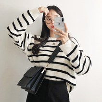 러브앤시티 여성 소울하찌단가라 라운드니트 스트라이프 스웨터 국산 니트