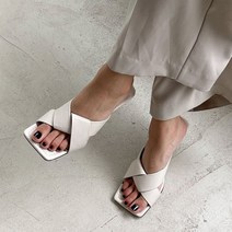 [플레이스31] 힐슬리퍼 모임 패션 코디 여자 높은굽 슬리퍼 뮬힐