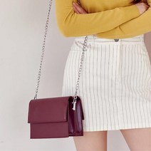 20대 일상룩 네모난 가방 패션 숄더백 여학생숄더백 여중생숄더벡 워킹맘숄더백