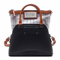 메종 마르지엘라 명품명품메종마르지엘라 22FW 여성 5AC 넘버링 로고 패치 토트숄더백 SB3WG0009P45