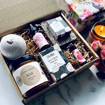 여성용 로즈 스파 여성을 생일 선물 자연스럽고 깨끗한 럭셔리 케어 패키지 엄마 친한 친구 아내 자매 그녀를 편안 셀프 바구니