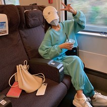 여자 꾸안꾸 운동복 봄가을 스트리트 캐주얼 세트 레터링 자수 맨투맨 투피스