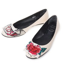 [로저비비에] [중고 명품] 220mm 베이지 페이턴트 여성 플랫 슈즈 PC0211 SH0