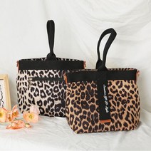 더퍼플 호피 미들 손가방 파우치백 쇼퍼백 크로스 가방crossbody bag 숄더백 미니백 크로스백 핸드백 여성가방 여성숄더백 버킷백 여성핸드백 여성크로스백 여성토트백 미니크로스백 여성미니크로스백 에코백