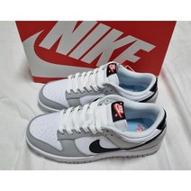 [정품] 나이키 덩크 로우 레트로 잭팟 그레이 사은품 지급