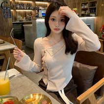 vsyoy 콜루샤 짧은 불규칙한 긴 소매 티셔츠 여성용 봄 드레스 독특한 디자인 센스 작은 슬림 세련된 달콤한 매운 탑