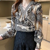 퀸이즈 퀸이즈 니아 플라워 브이넥 프릴 블라우스