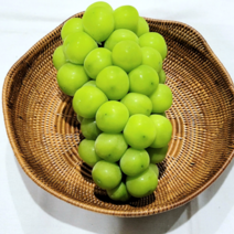 [품질우수] 프리미엄 고당도 샤인머스켓 포도 망고포도 특 1kg 2kg 설 명절 선물세트, 샤인머스켓 특품 2kg 내외(2~3송이)