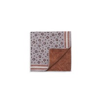 삭스 파이프스 애비뉴 COLLECTION 산란 지오 프린트 포켓 SQaure - LIGHT GREY